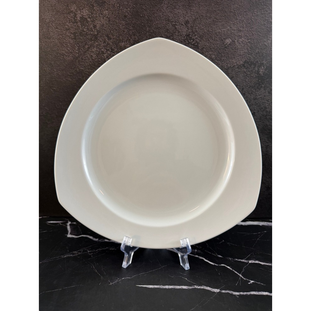 VTG Thomas by Rosenthal Vario Pura White Triangular Dinner Plate 10.5in